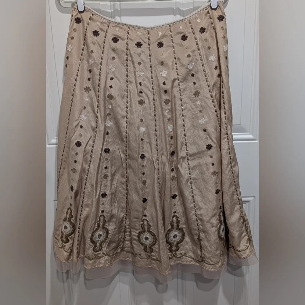 Peter Nygard Beige Boho Embroidered A-Line Skirt 8 - Picture 1 of 9